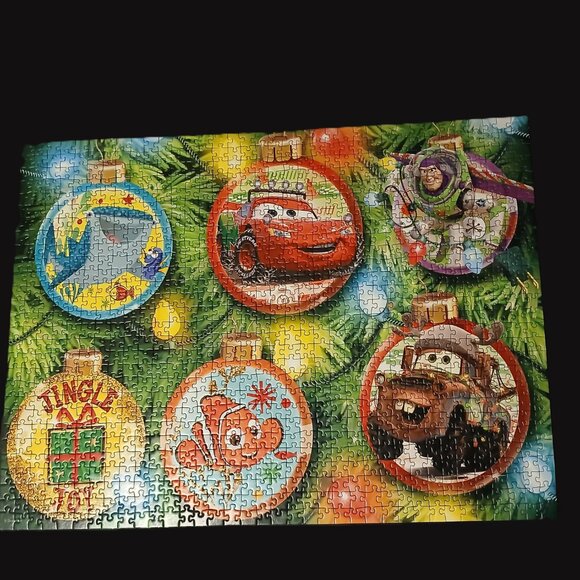Ravensburger Disney Pixar Christmas Jigsaw Puzzle, 1000 Pieces - Picture 2 of 3